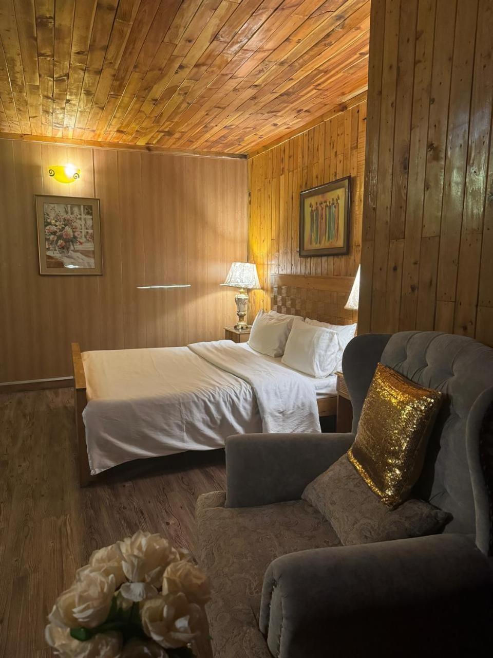 Pine Ridge Cottages Nathia Gali Dış mekan fotoğraf